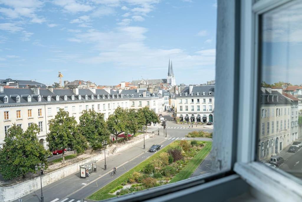 شقة New Place Gramont-Proche Chateau بو المظهر الخارجي الصورة
